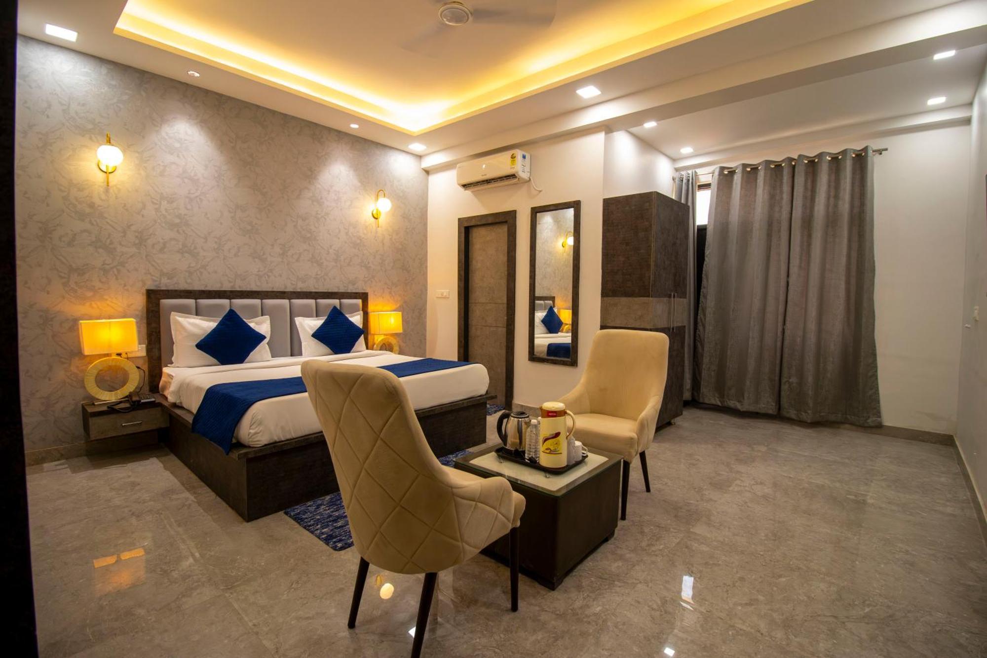 Elegance Resort Vrindāvan Exteriör bild