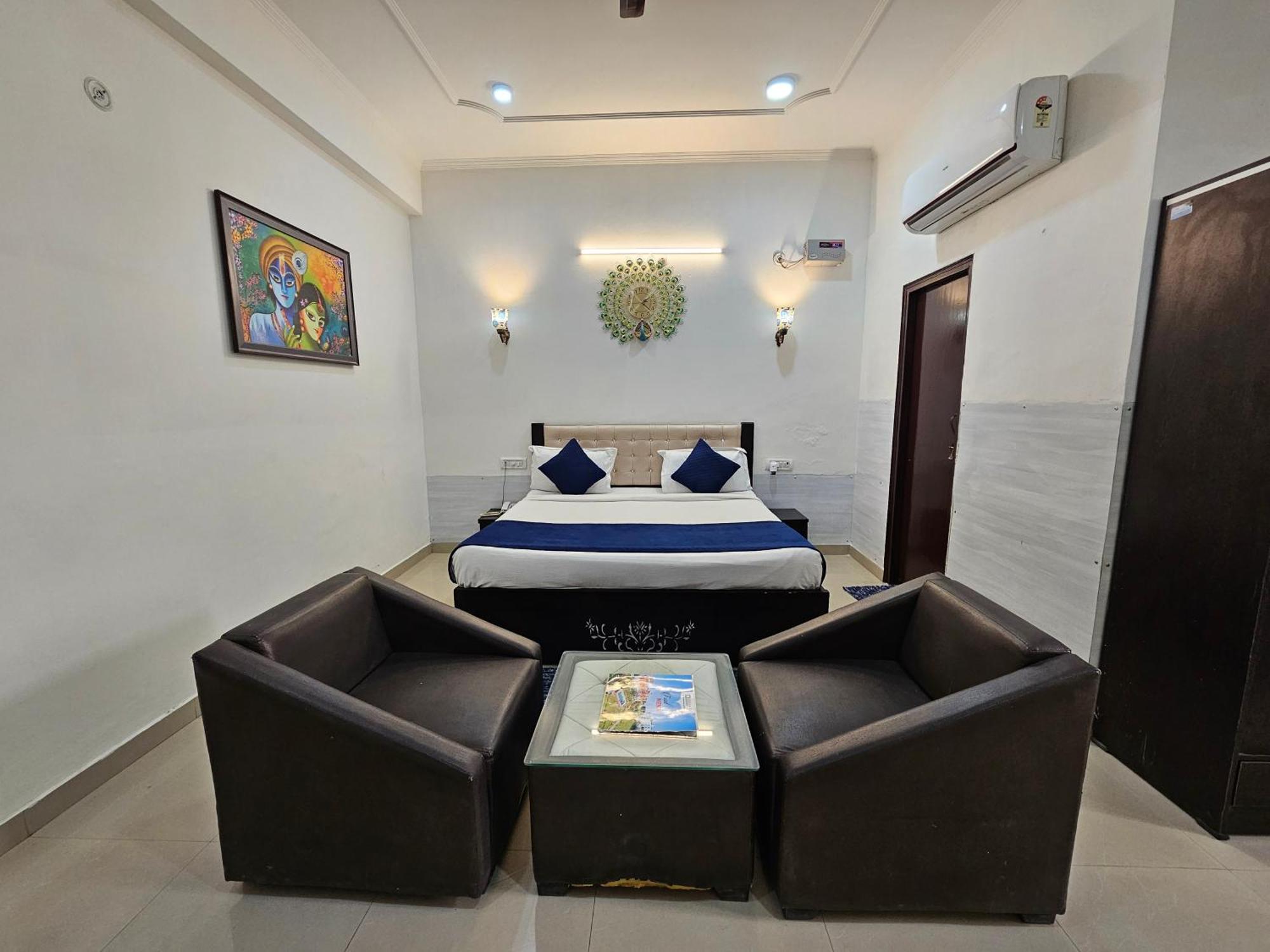Elegance Resort Vrindāvan Exteriör bild